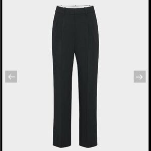 Aritzia
The Effortless Pant